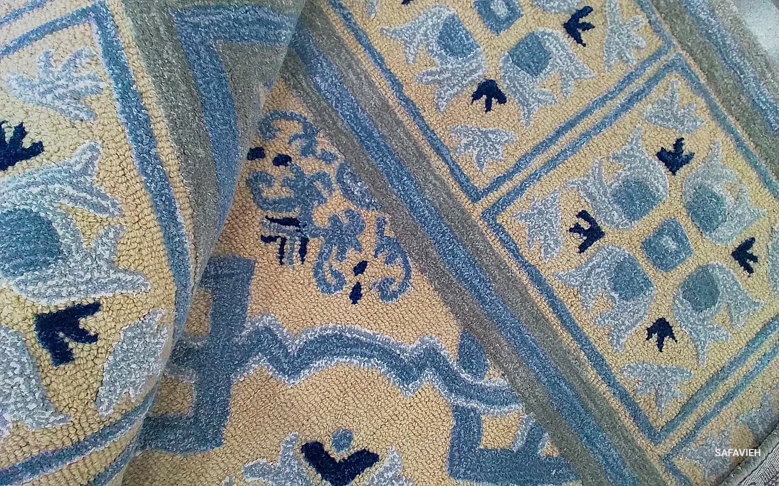 IVORY / BLUE 11′-0″ x 15′-0″ Flaw in Rug, Reduced Price 1172776683 BEL155A-1115