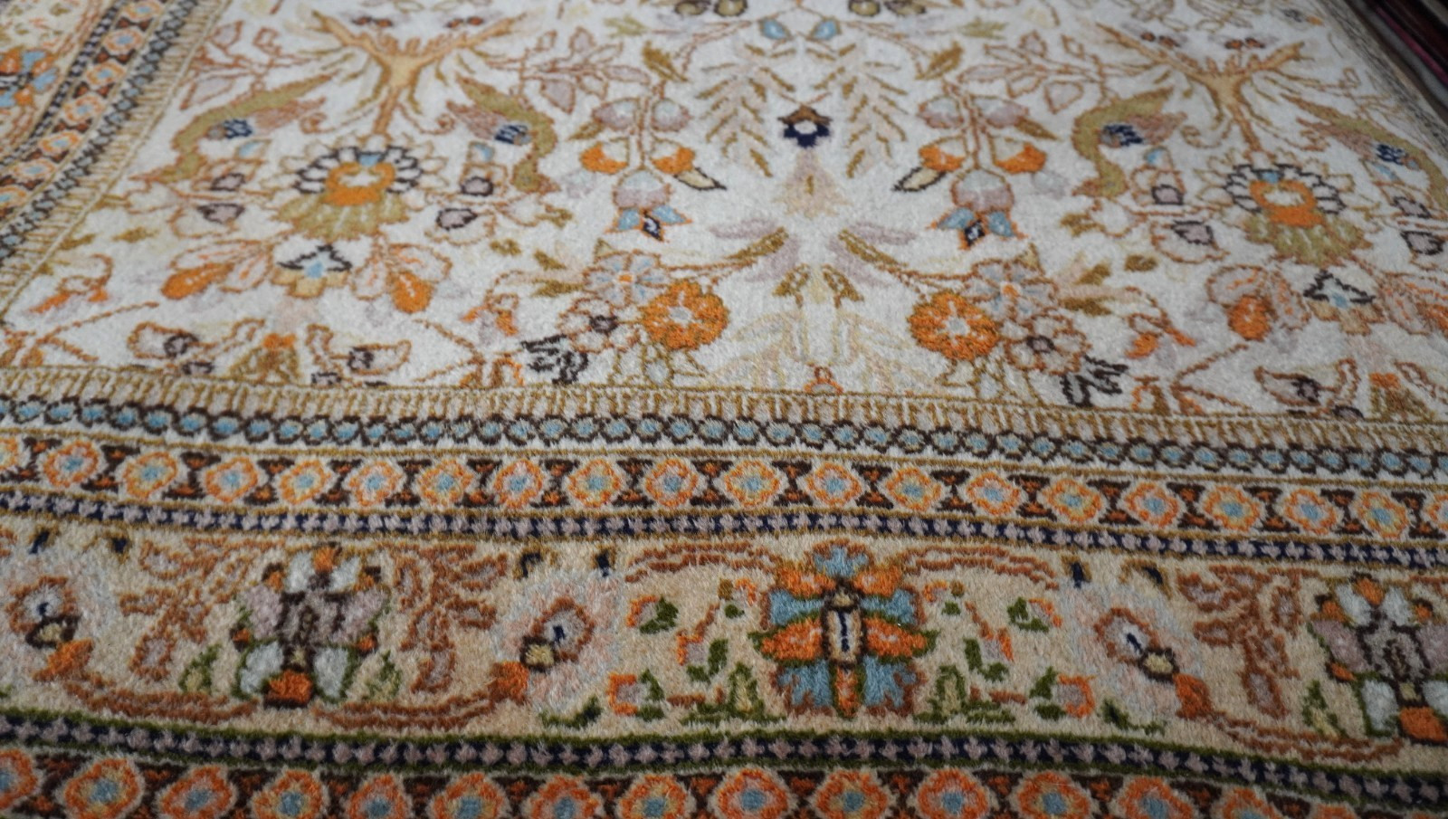 Exquisite Antique Taba Tabrizz 4’9″ x 6′ Birds Hand Knotted Wool Rug