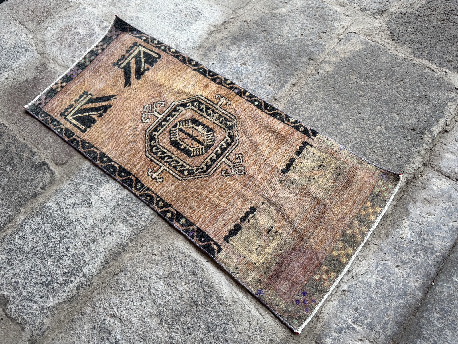 Vintage Oushak Rug 1.5×3.7 ft Muted Earth Tones Faded Turkish Accent Rug