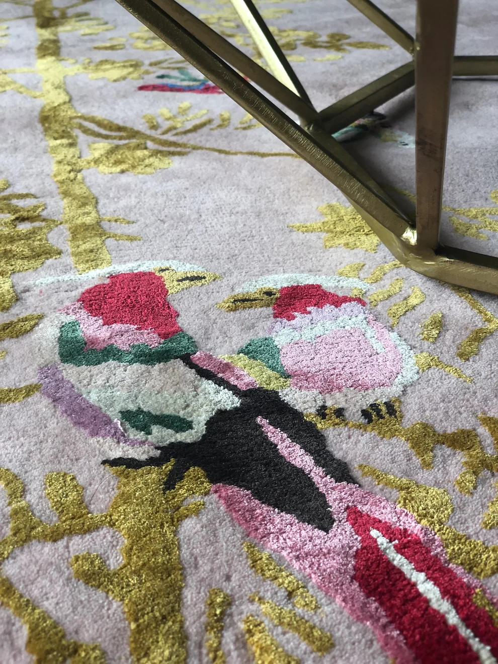 Luxury Ivory Chinoiserie Wool Rug – Exotic Birds & Gold Branches Hand-Tufted 6×9