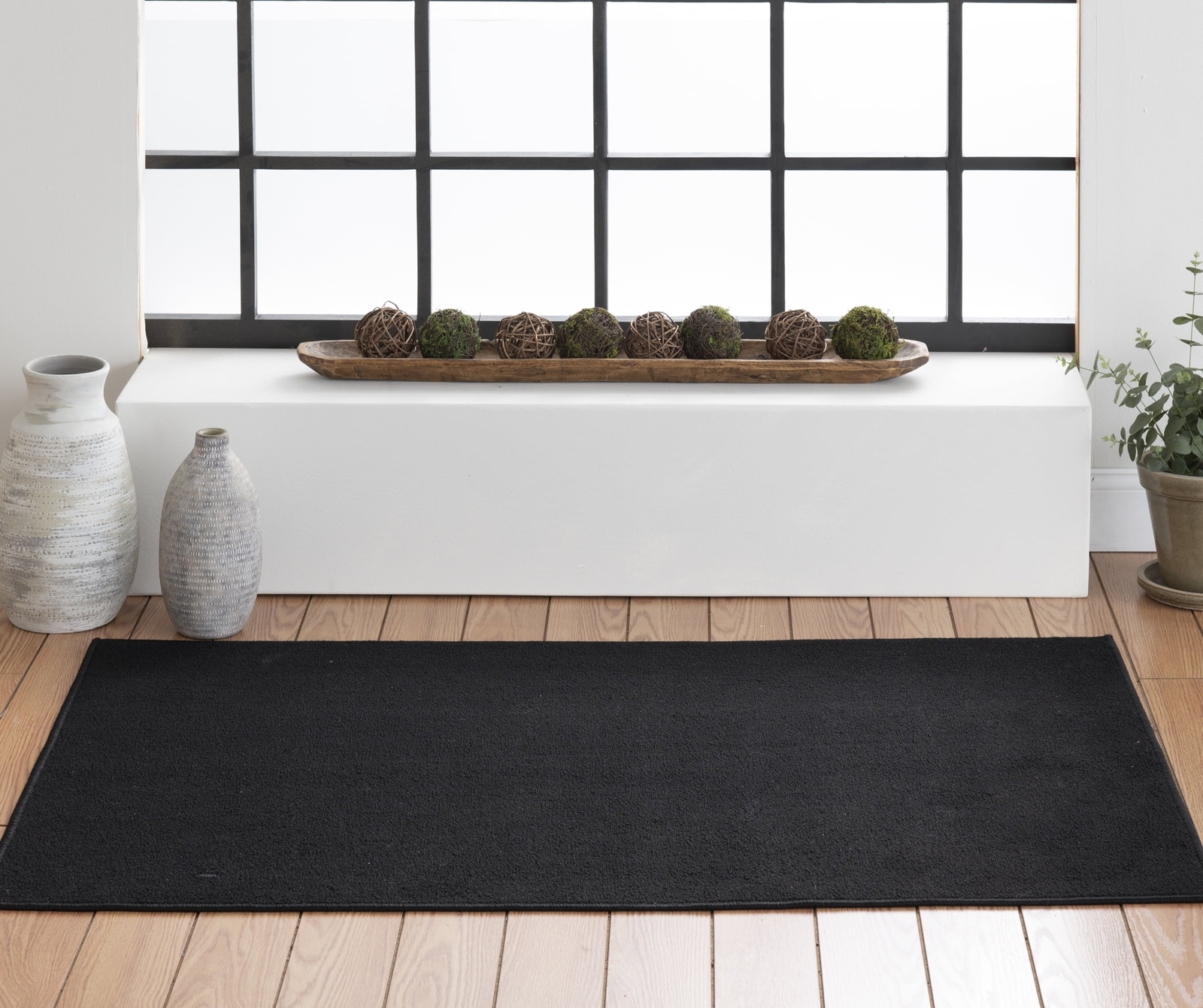 INDOOR BLACK AREA RUGS Low Pile Durable Multiple Sizes