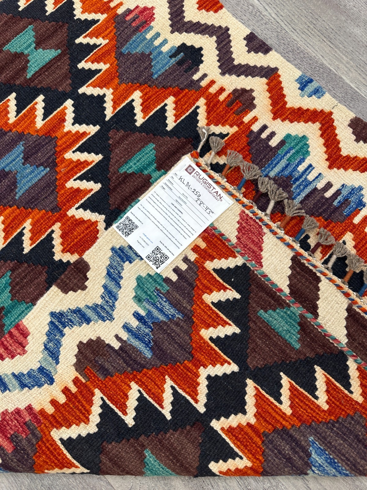 Hand-Woven Afghani Kilim Wool Rug 2’8″ x 4’3″