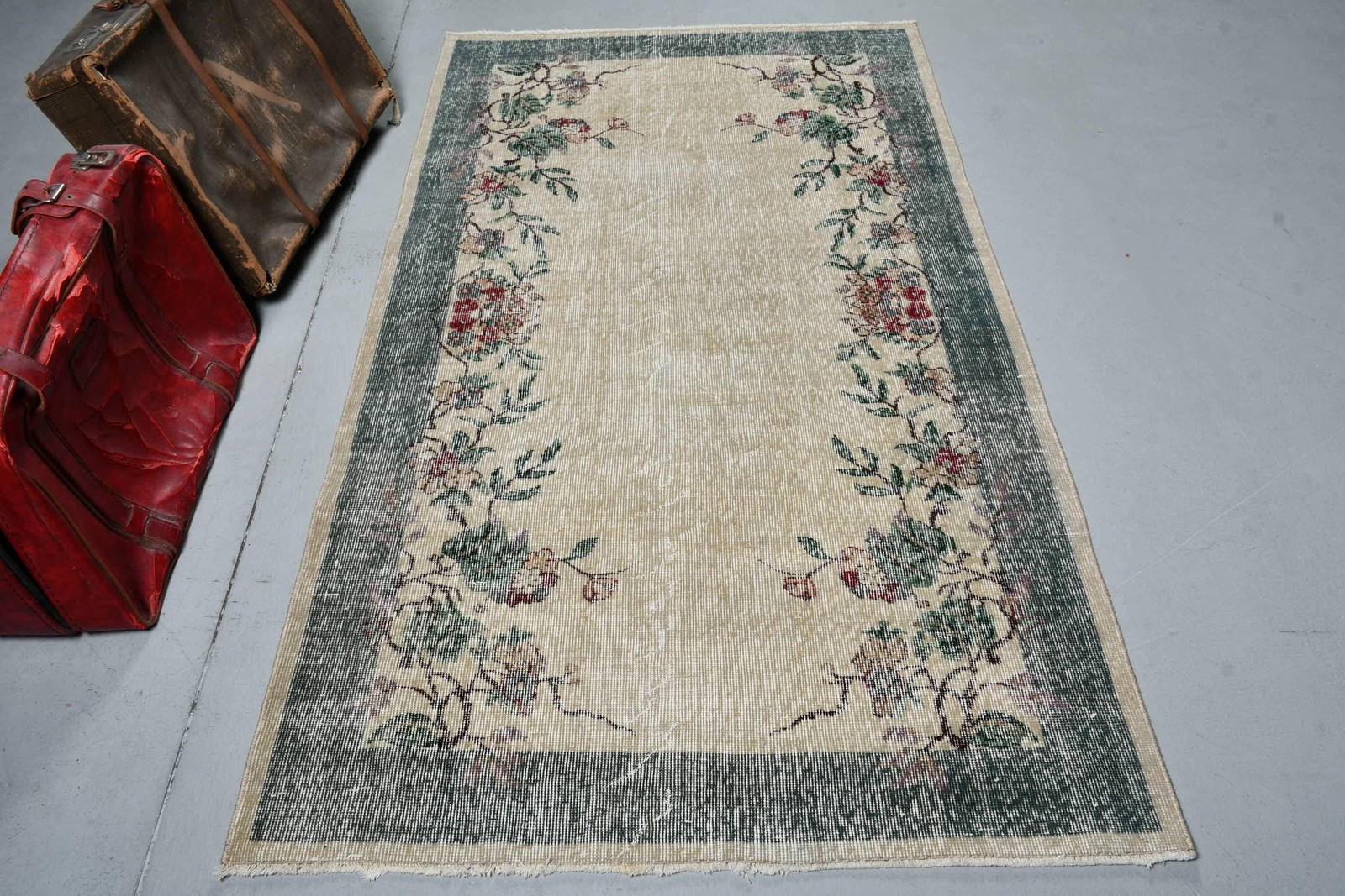 Turkish Rug 3,8×6,6 ft, Green Red Southwestern Wool Vintage Rug