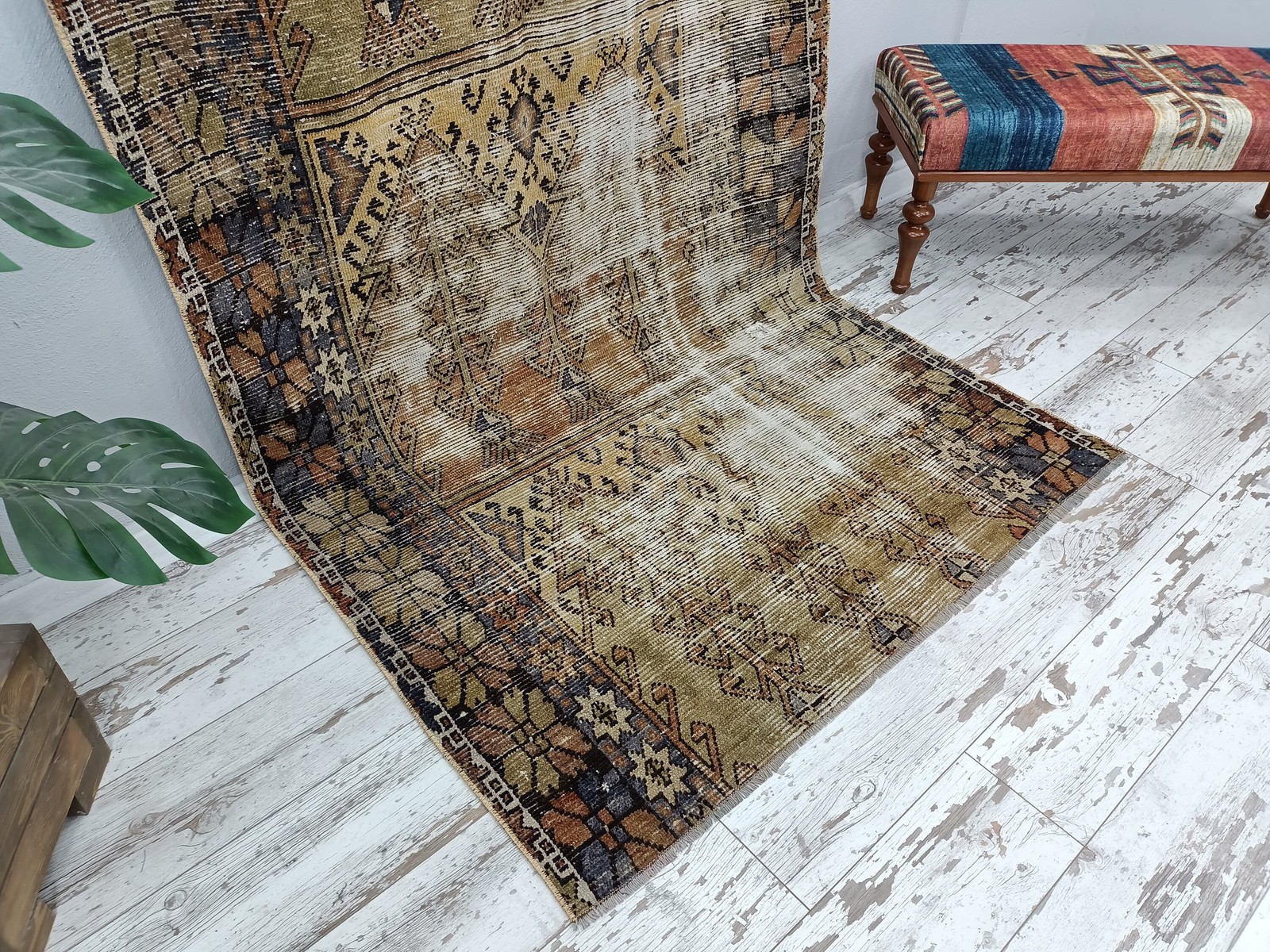 Turkish Handmade Rug Vintage Wool Ikat 4.6×9.7 Ft Rustic Nomadic Carpet