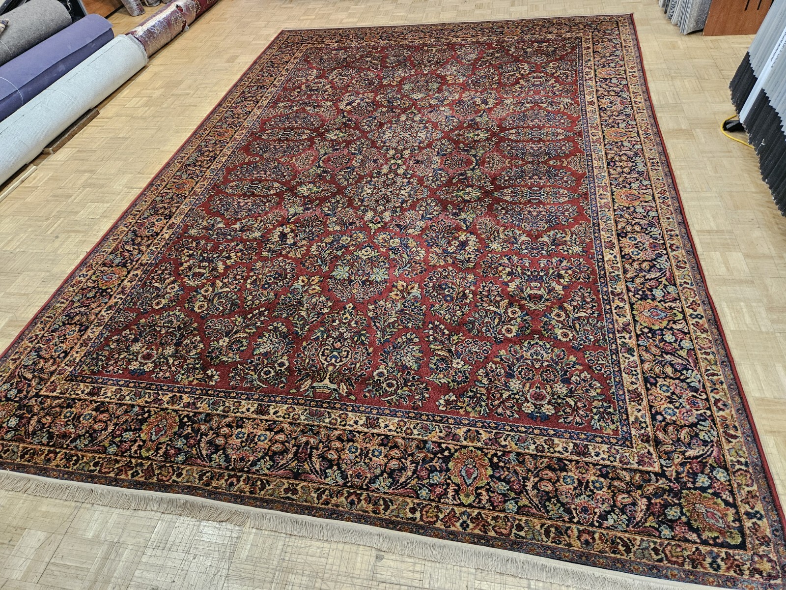 10×14 KARASTAN RED SAROUK 700 – 785 100% WOOL RUG – GOOD CONDITION