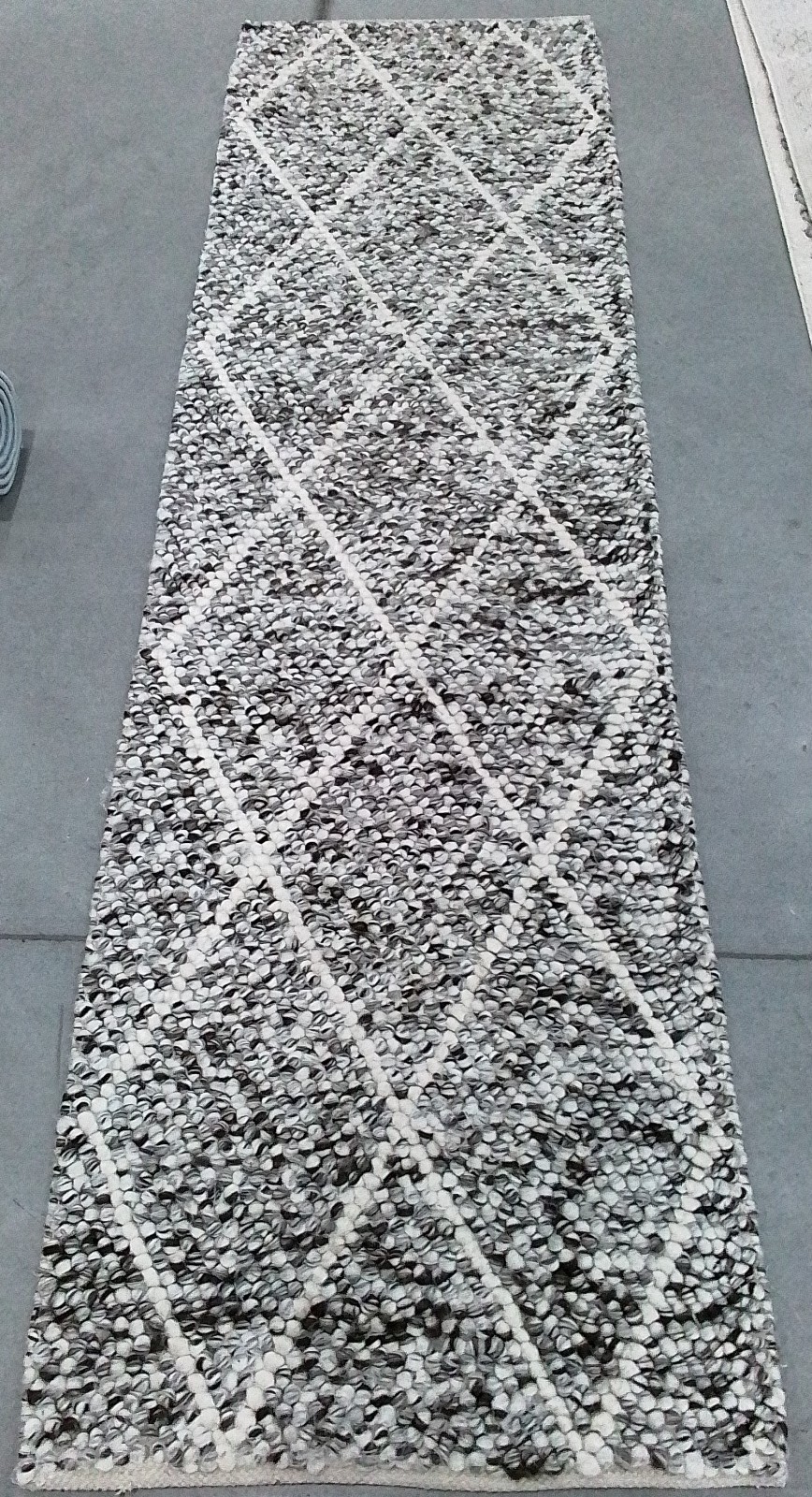 IVORY / STONE 2′-3″ x 8′-0″ Flaw in Rug, Reduced Price 1172778955 NAT712A-28
