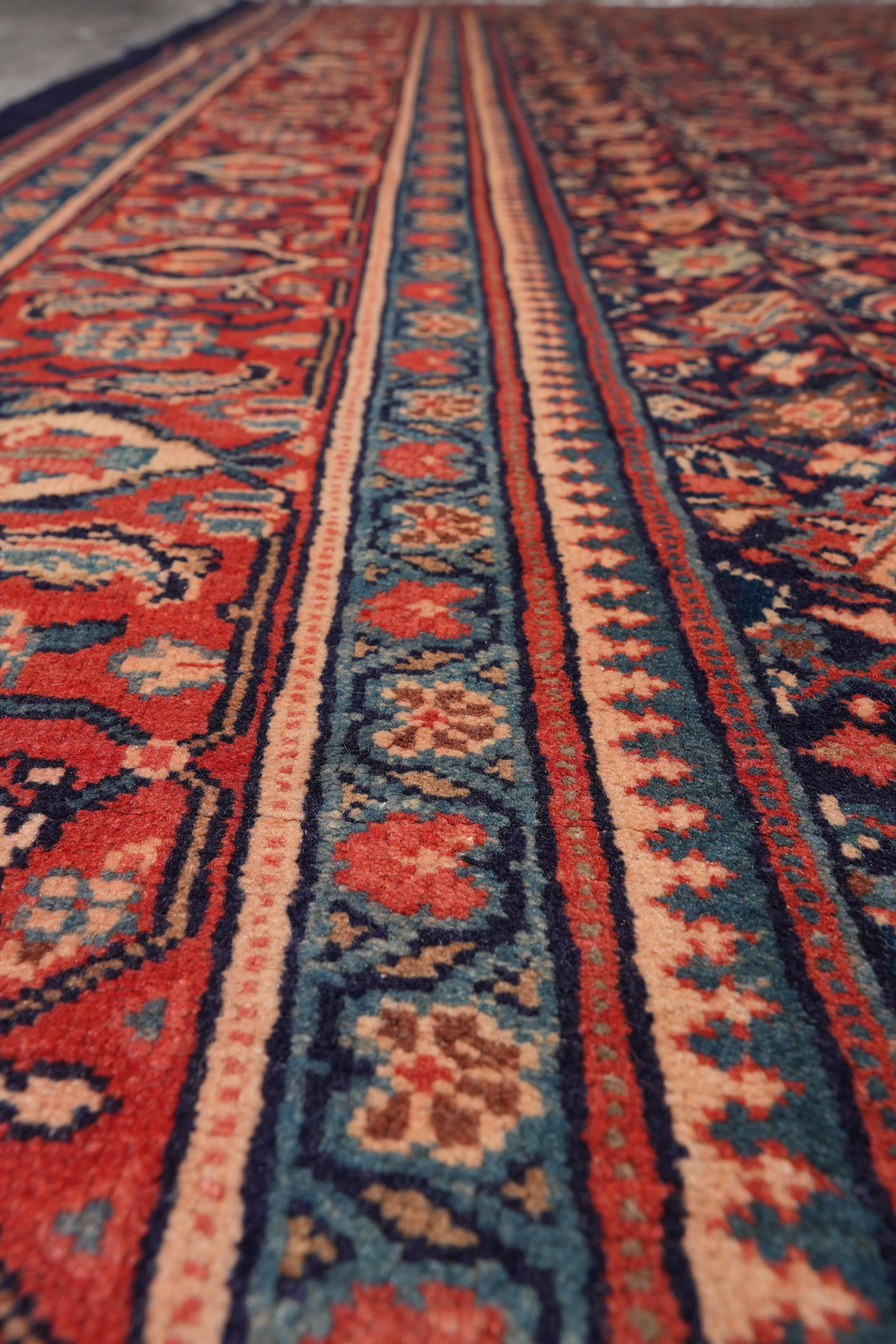 9.7 x 13.1 Perrsian Herrati Rug Navy Blue #F-4119