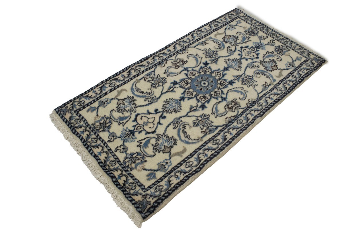 Handmade 2’3X4’7 Nain Oriental Rug Small Plush Carpet Classic Floral Design