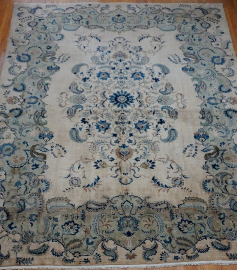 Impressive Antique Kashann Hand Knotted Wool Sage Olive Green Rug 10′ x 13’4″