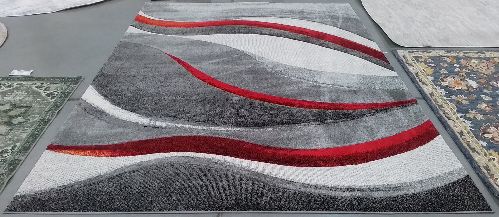GREY / RED 8′-0″ x 10′-0″ Back Stain Rug, Reduced Price 1172795407 HLW766Q-8