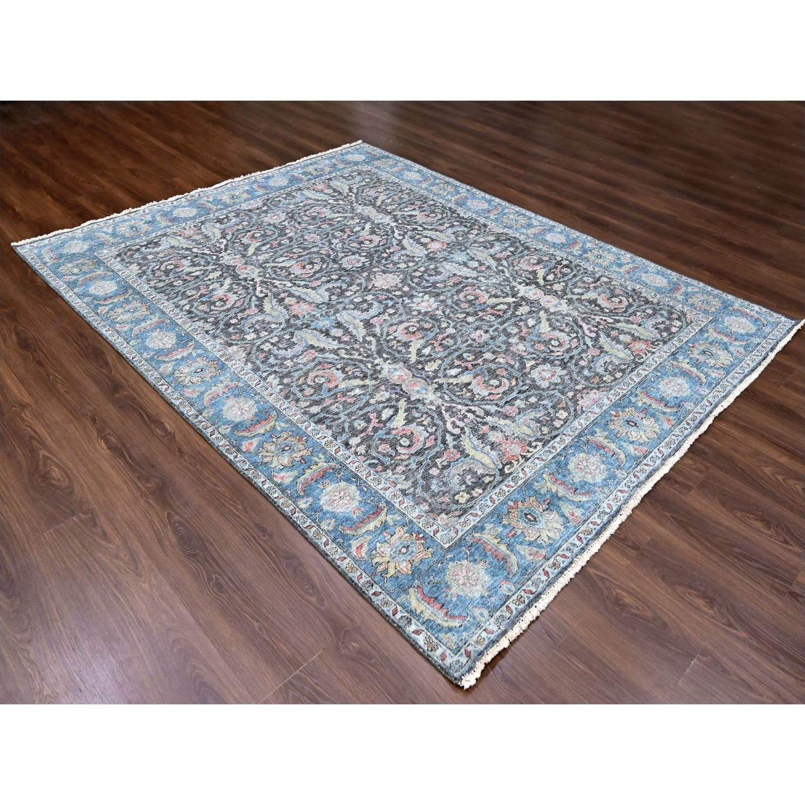 7’8″x9’6″ Charcoal Black Antiqued Zeigler Mahal Hand Knotted All Wool Rug R10134