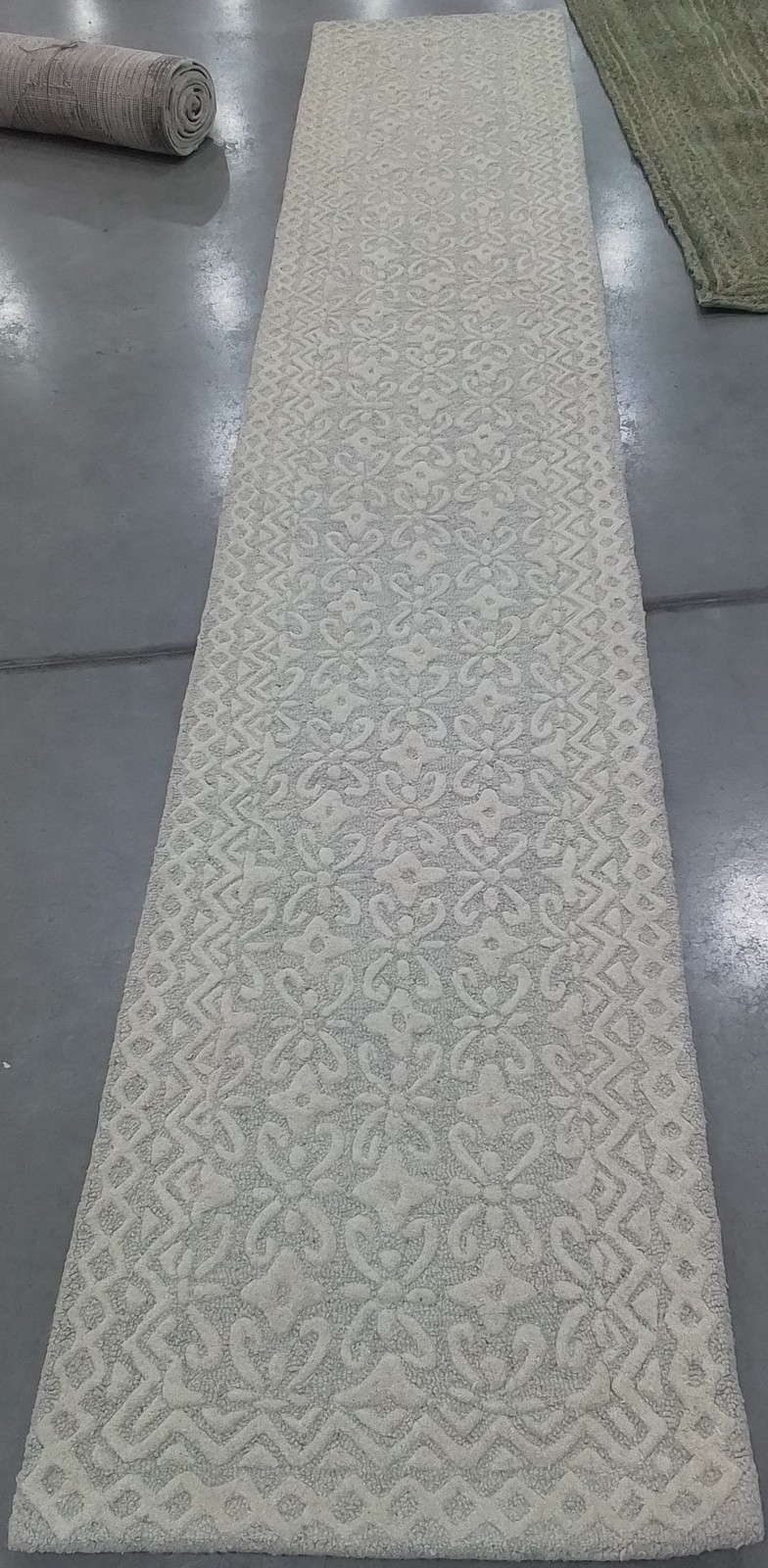 GREY / IVORY 2′-3″ x 12′-0″ Back Stain Rug, Reduced Price 1172799775 BLM114F-212
