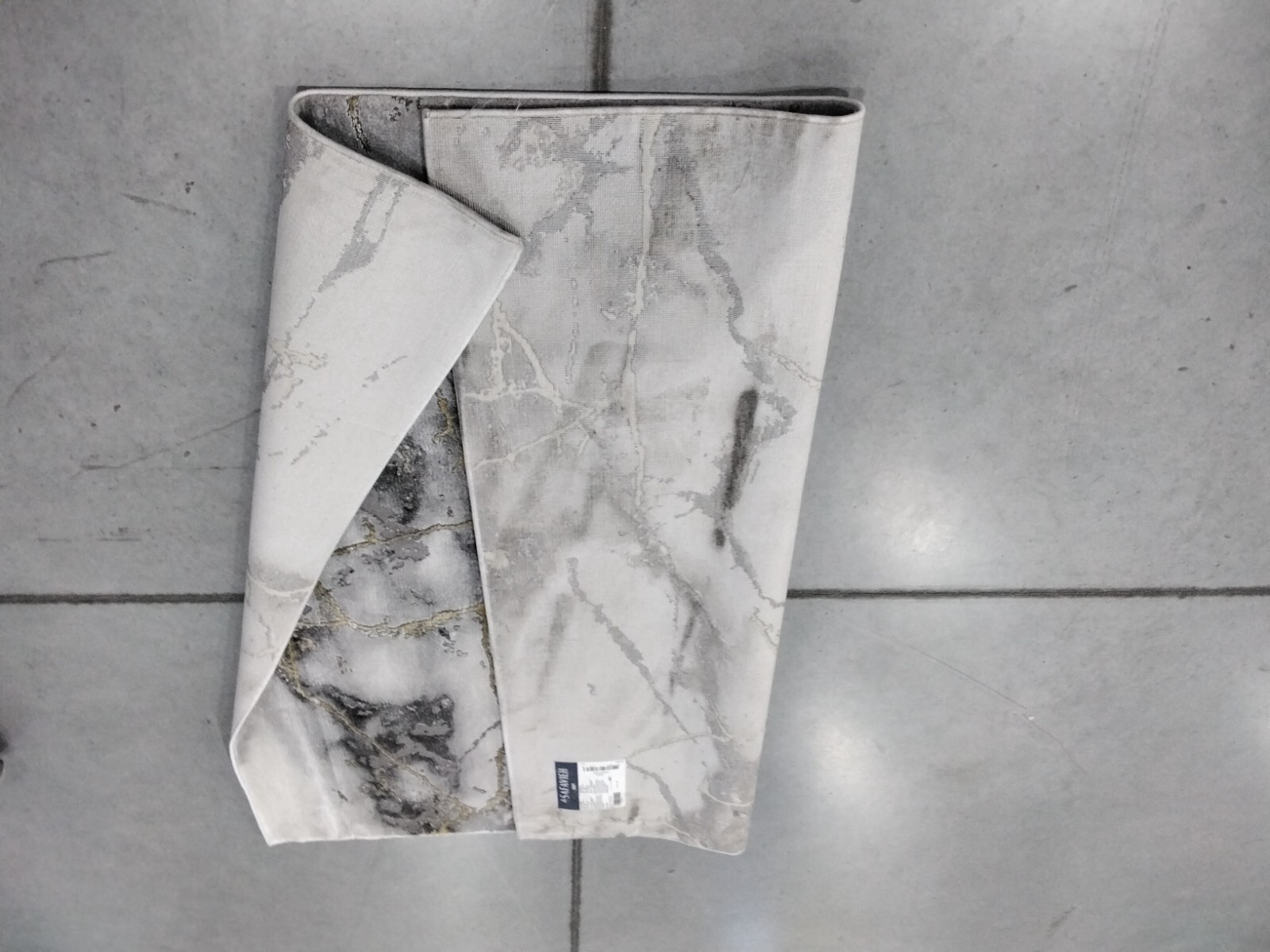GREY /GOLD 5′-3″ X 5′-3″Square Stained Rug Reduced Price 1172734076 CFT877F-5SQ