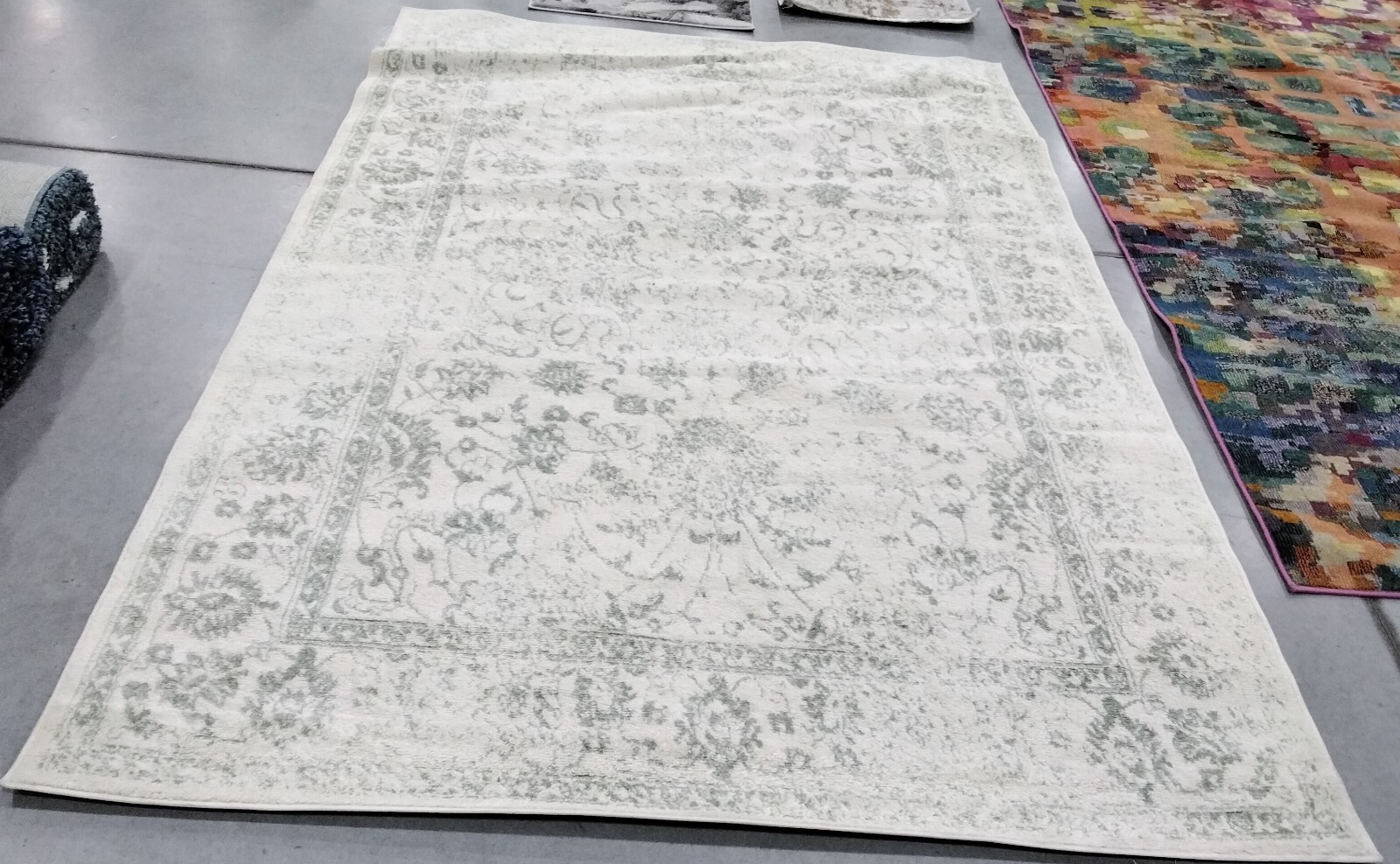 IVORY / SAGE 6′-0″ x 9′-0″ Back Stain Rug, Reduced Price 1172764322 ADR109V-6