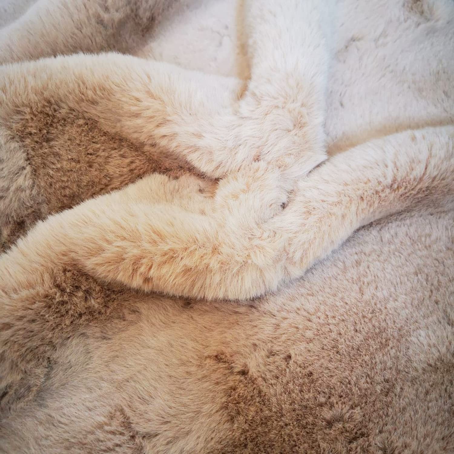 Soft Faux Sheepskin Fur Rug 2×4 Light Brown Beige Fluffy Bedside Rugs Plush R…